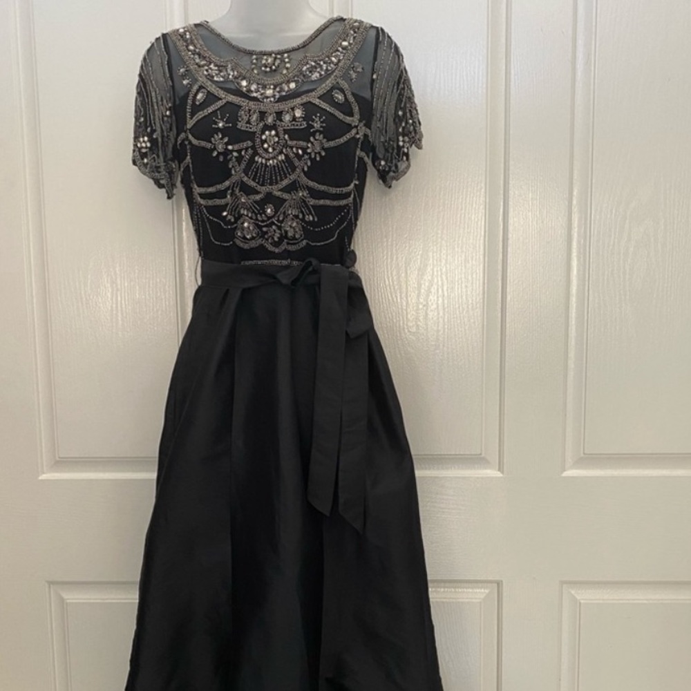 STUNNING!!😍 NWT-Black Embellished Formal Dress 2
